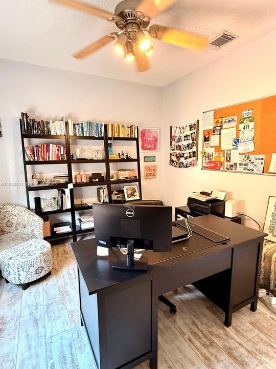 В аренду: $4,750 (4 спален, 2 ванн, 2525 Квадратных фут)