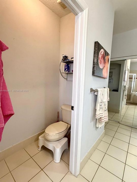 В аренду: $4,750 (4 спален, 2 ванн, 2525 Квадратных фут)