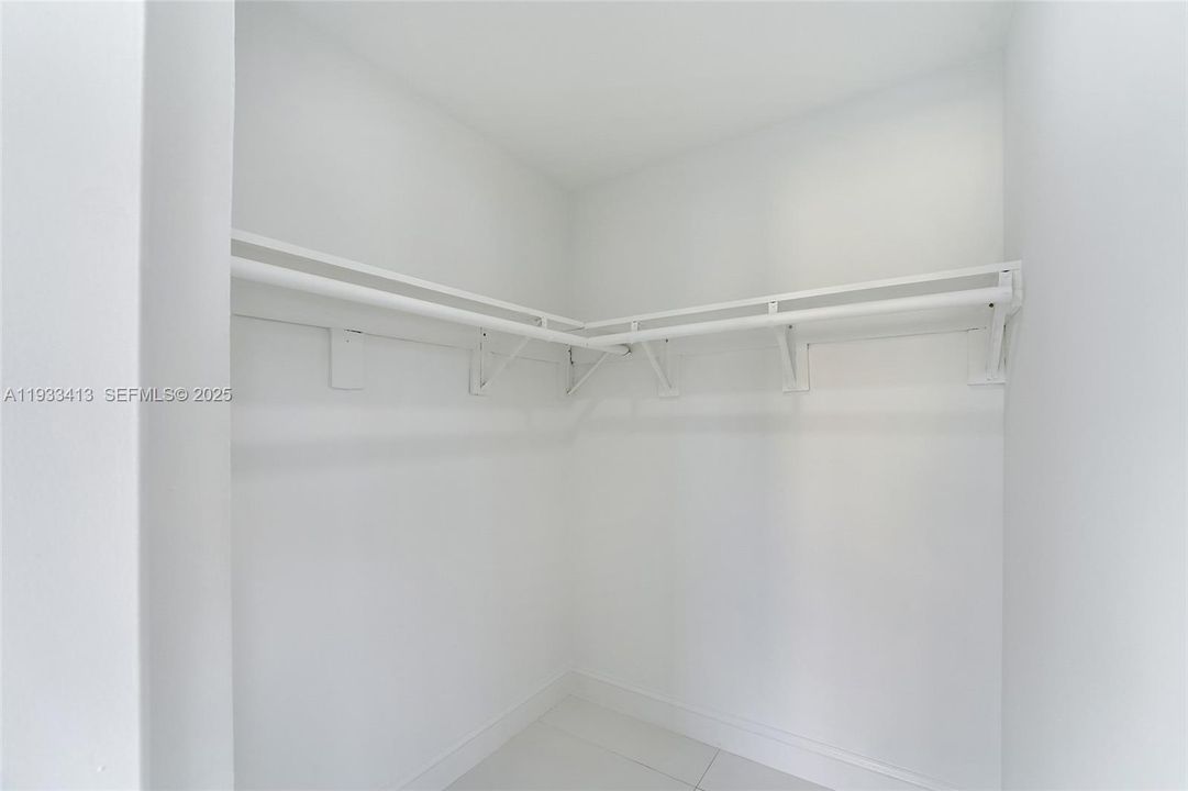 For Rent: $2,300 (2 beds, 2 baths, 608 Square Feet)