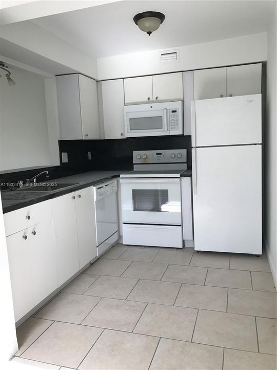 For Rent: $1,500 (1 beds, 1 baths, 0 Square Feet)
