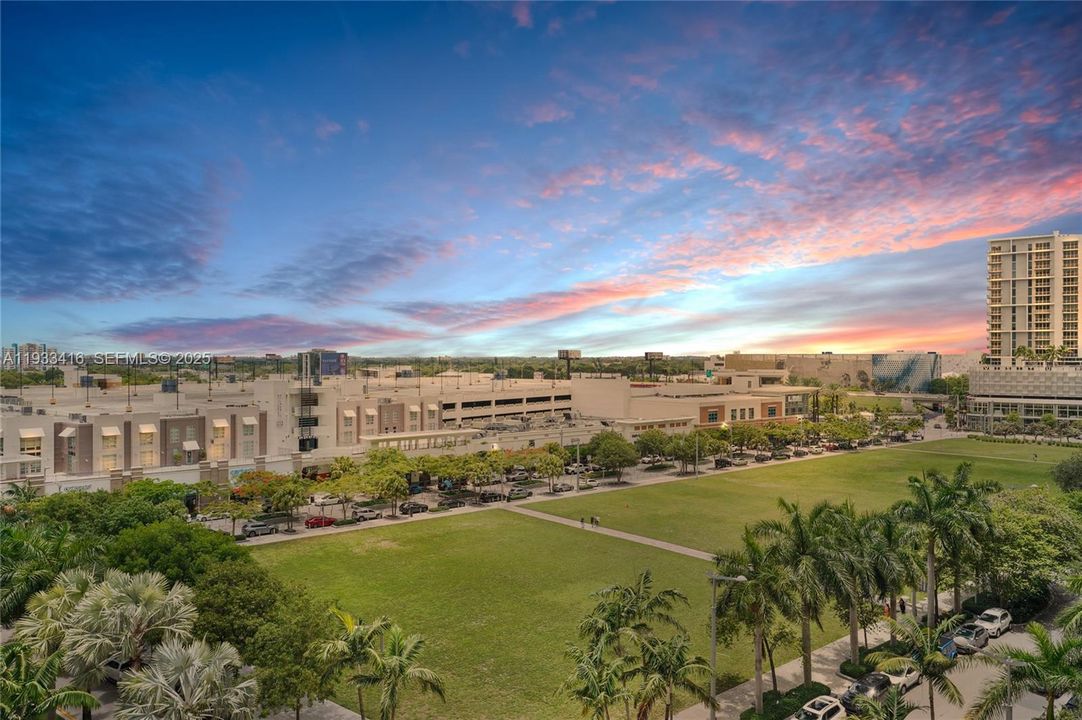 На продажу: $800,000 (2 спален, 2 ванн, 1181 Квадратных фут)