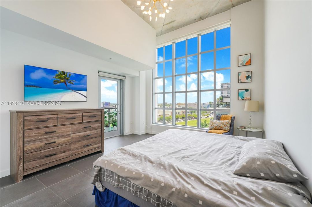 На продажу: $800,000 (2 спален, 2 ванн, 1181 Квадратных фут)