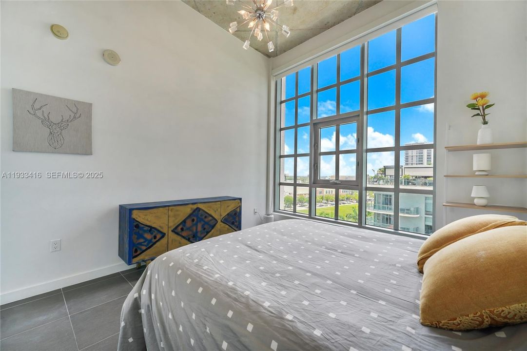 На продажу: $800,000 (2 спален, 2 ванн, 1181 Квадратных фут)