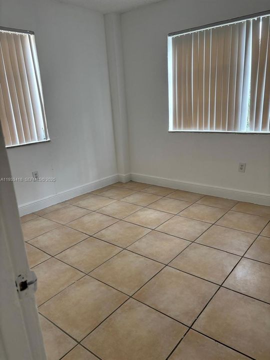 En Renta: $1,700 (2 camas, 1 baños, 765 Pies cuadrados)