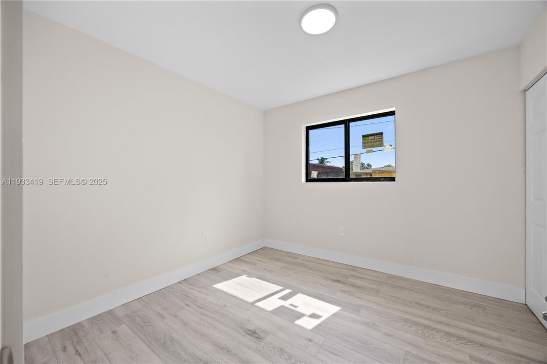 For Sale: $579,900 (3 beds, 2 baths, 1230 Square Feet)