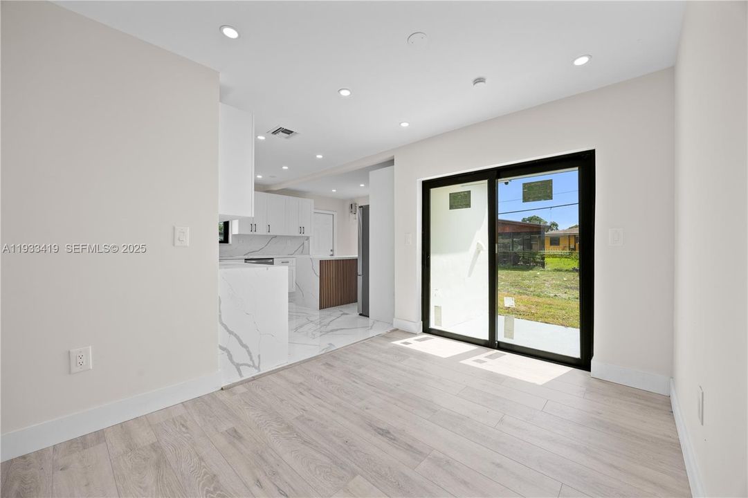 For Sale: $579,900 (3 beds, 2 baths, 1230 Square Feet)