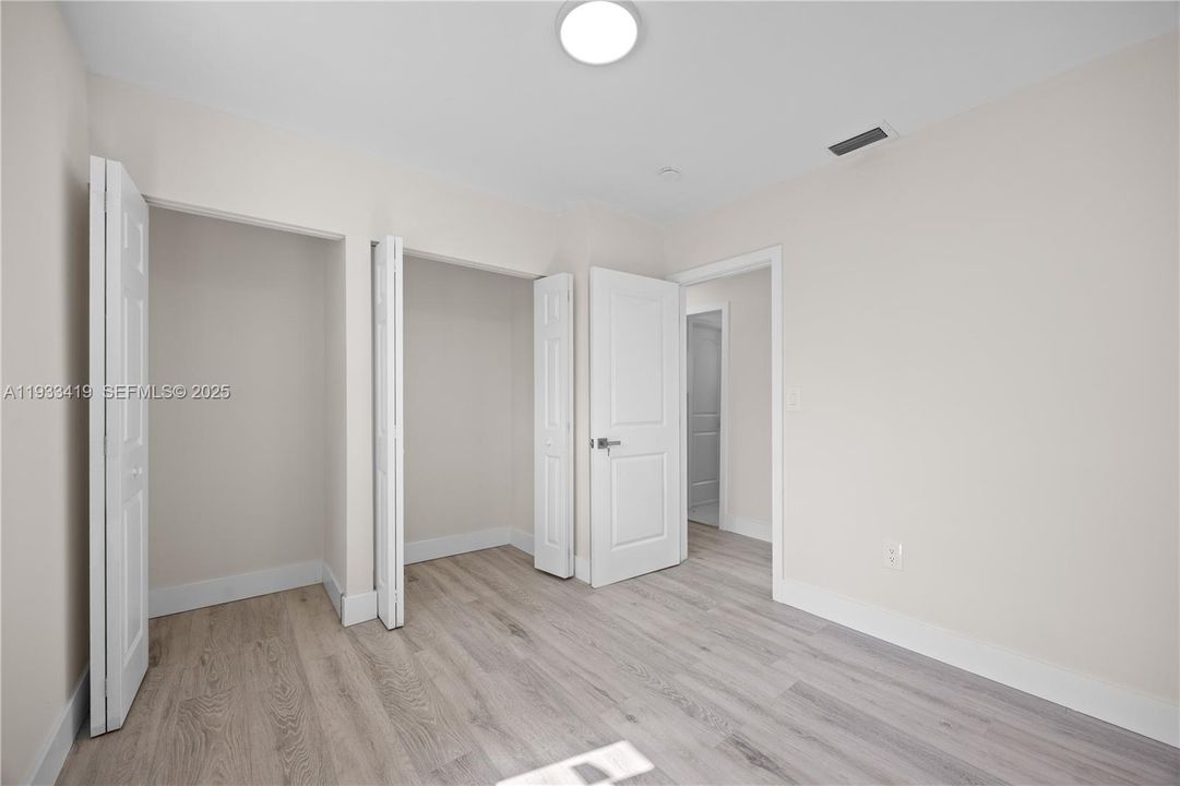 For Sale: $579,900 (3 beds, 2 baths, 1230 Square Feet)