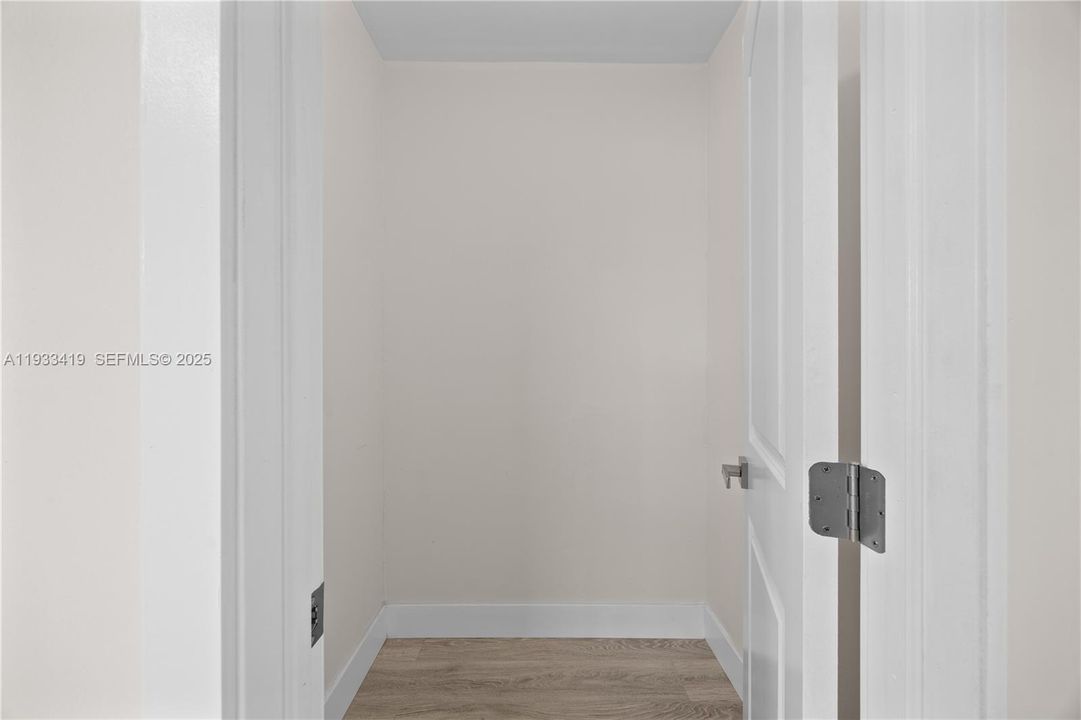 For Sale: $579,900 (3 beds, 2 baths, 1230 Square Feet)