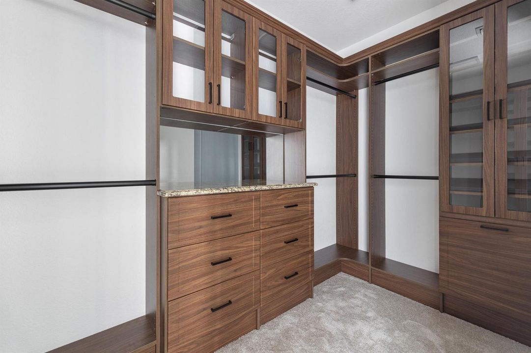 Walk In Closet