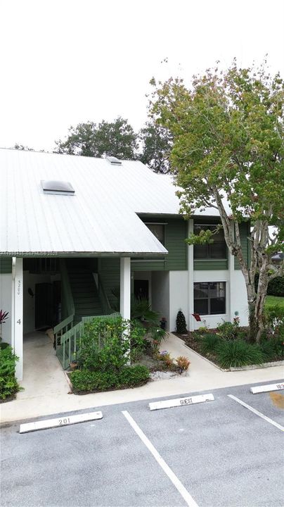 En Venta: $272,000 (2 camas, 2 baños, 0 Pies cuadrados)