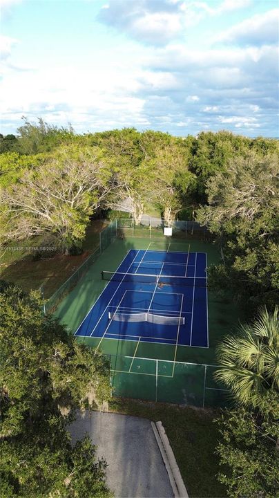 En Venta: $272,000 (2 camas, 2 baños, 0 Pies cuadrados)