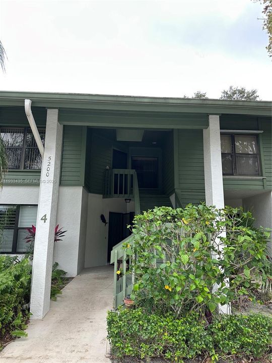 En Venta: $272,000 (2 camas, 2 baños, 0 Pies cuadrados)