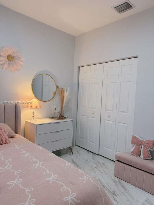 For Rent: $3,500 (3 beds, 2 baths, 1540 Square Feet)