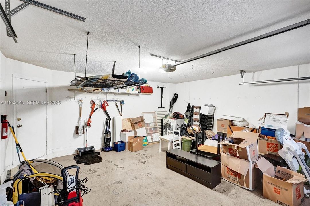 En Renta: $4,500 (3 camas, 2 baños, 2069 Pies cuadrados)