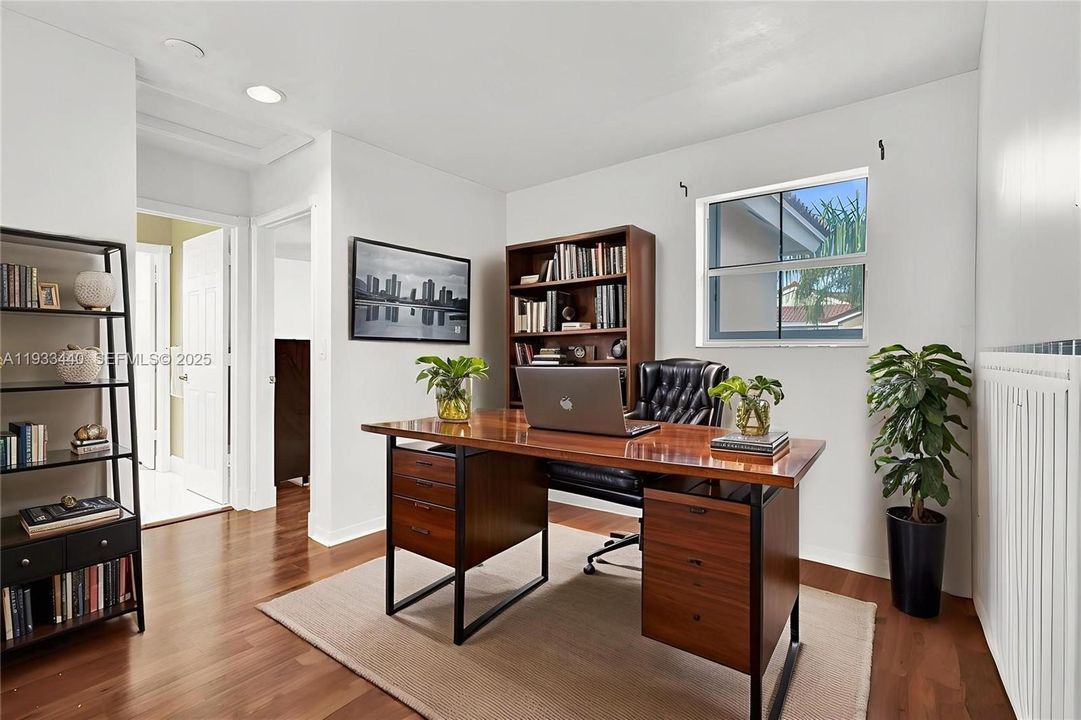 En Renta: $4,500 (3 camas, 2 baños, 2069 Pies cuadrados)