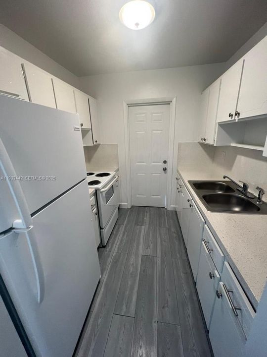 For Rent: $1,600 (1 beds, 1 baths, 0 Square Feet)