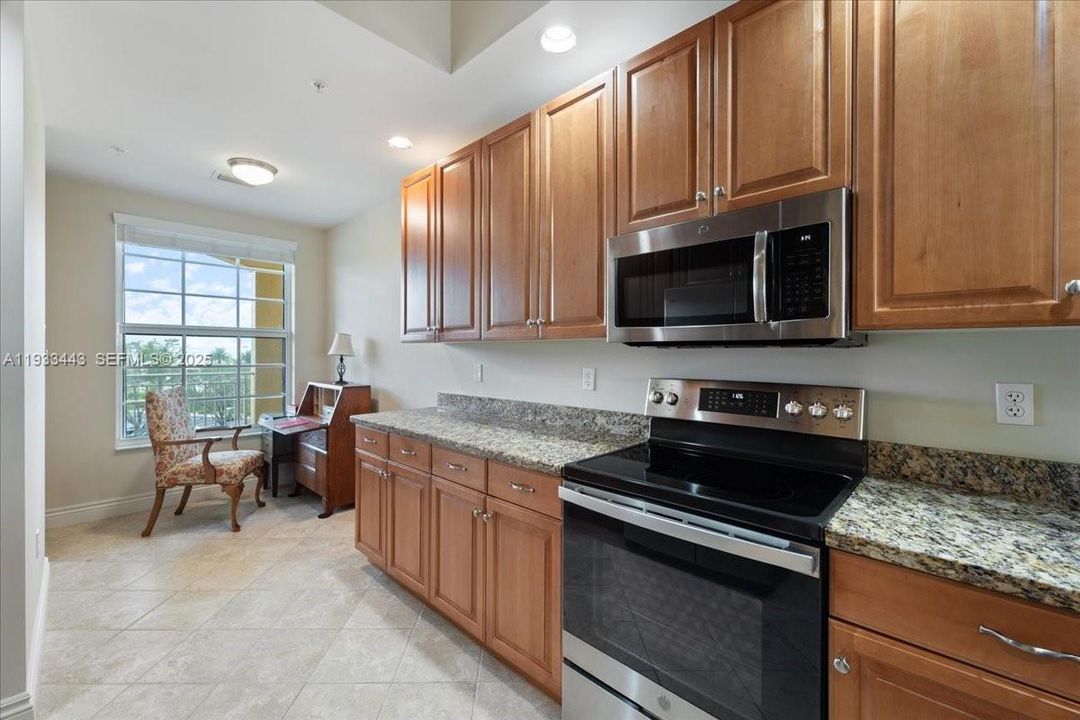 En Venta: $299,999 (2 camas, 2 baños, 1249 Pies cuadrados)