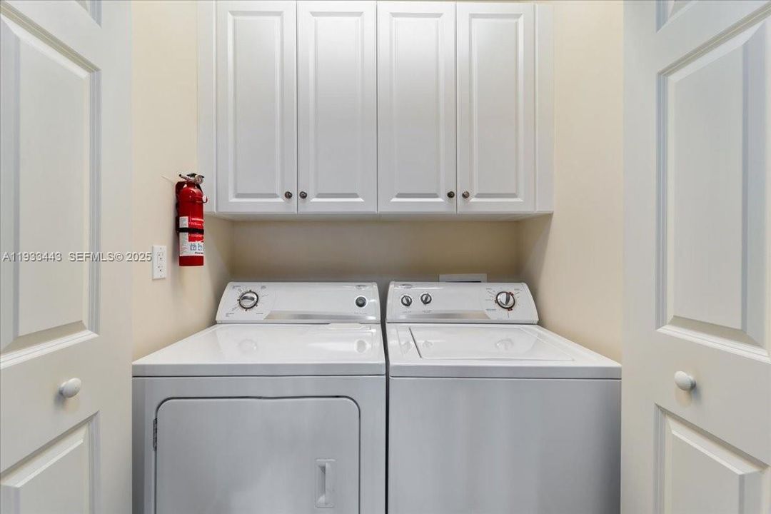 En Venta: $299,999 (2 camas, 2 baños, 1249 Pies cuadrados)