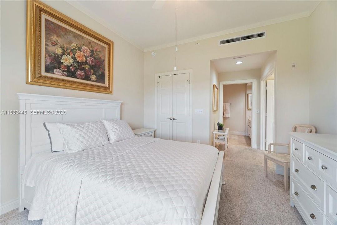 En Venta: $299,999 (2 camas, 2 baños, 1249 Pies cuadrados)