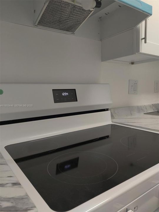 En Renta: $1,400 (1 camas, 1 baños, 101513 Pies cuadrados)