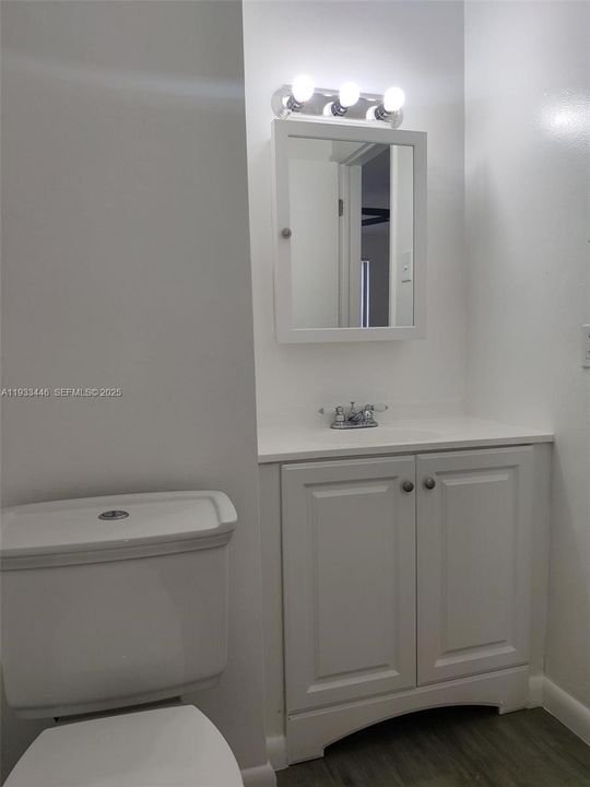 En Renta: $1,400 (1 camas, 1 baños, 101513 Pies cuadrados)