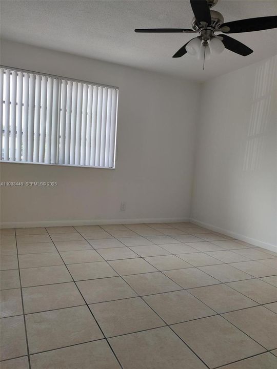 En Renta: $1,400 (1 camas, 1 baños, 101513 Pies cuadrados)