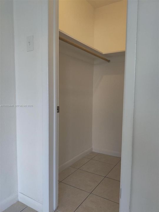 En Renta: $1,400 (1 camas, 1 baños, 101513 Pies cuadrados)