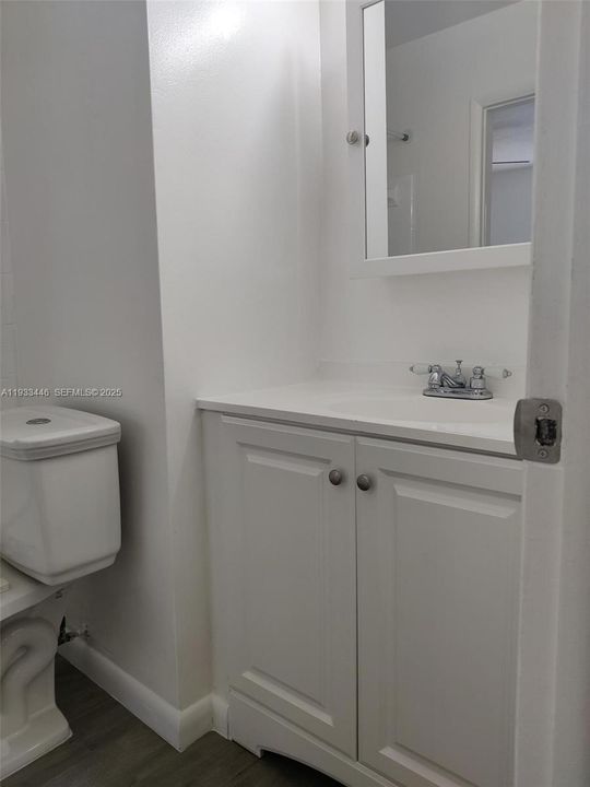 En Renta: $1,400 (1 camas, 1 baños, 101513 Pies cuadrados)