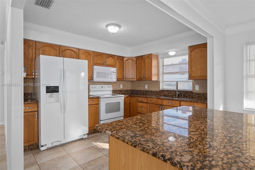 For Rent: $2,250 (2 beds, 1 baths, 0 Square Feet)