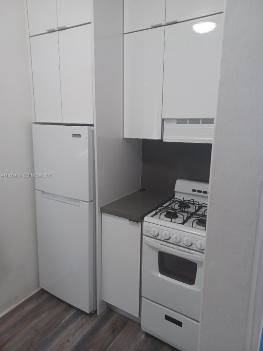 В аренду: $1,650 (0 спален, 1 ванн, 0 Квадратных фут)