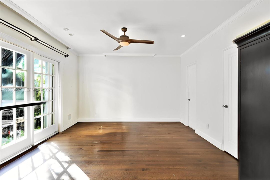 Active With Contract: $1,700,000 (3 beds, 3 baths, 1618 Square Feet)