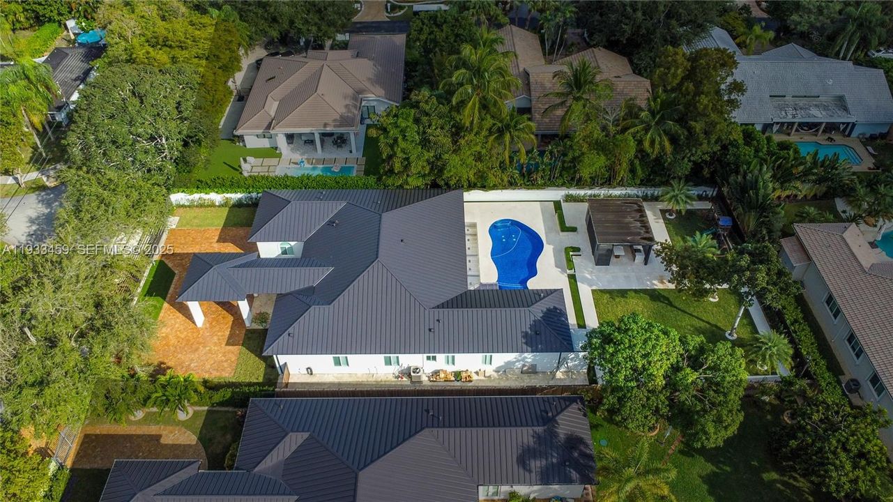 For Rent: $15,000 (5 beds, 5 baths, 3430 Square Feet)