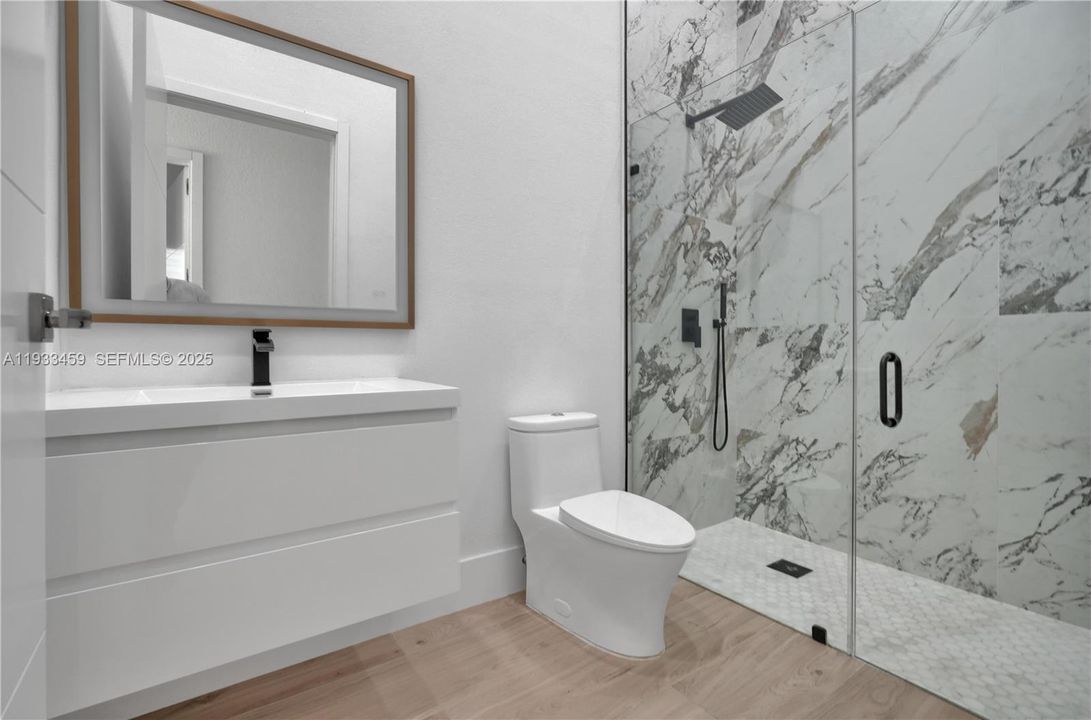 For Rent: $15,000 (5 beds, 5 baths, 3430 Square Feet)