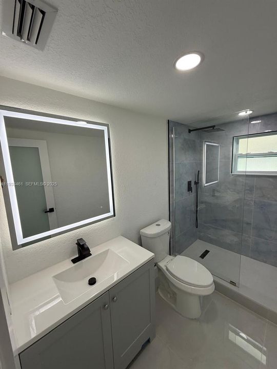 На продажу: $549,900 (3 спален, 2 ванн, 1272 Квадратных фут)