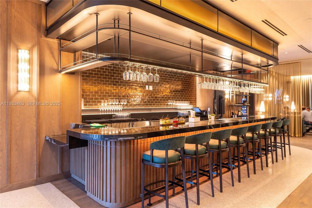 For Sale: $460,000 (0 beds, 1 baths, 367 Square Feet)