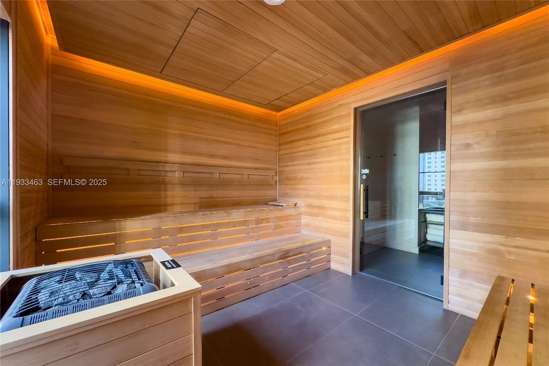 For Sale: $460,000 (0 beds, 1 baths, 367 Square Feet)