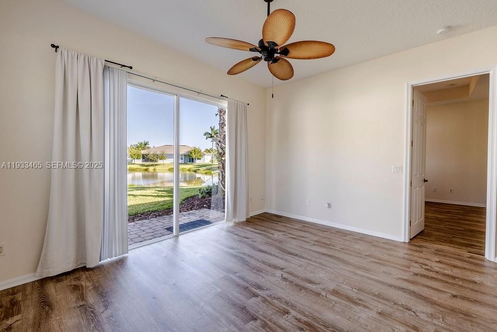 For Rent: $2,200 (3 beds, 2 baths, 1517 Square Feet)