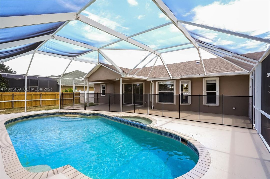 待售: $350,000 (3 贝兹, 2 浴室, 1507 平方英尺)