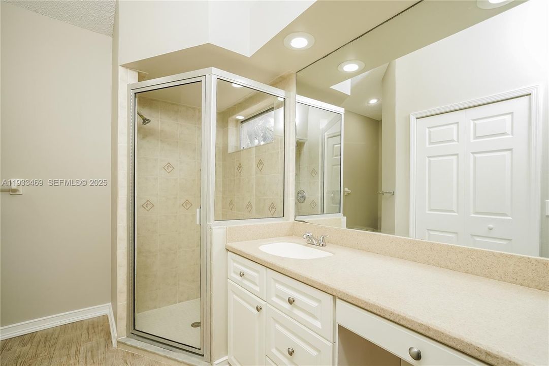 待售: $350,000 (3 贝兹, 2 浴室, 1507 平方英尺)