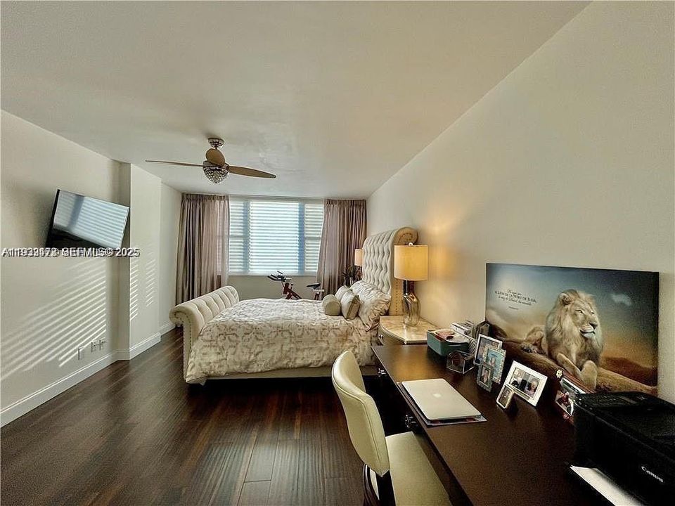 For Sale: $205,000 (2 beds, 2 baths, 1132 Square Feet)