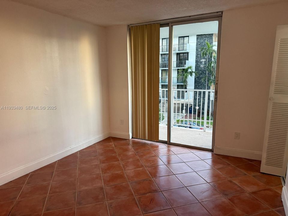 出租: $1,850 (1 贝兹, 1 浴室, 620 平方英尺)