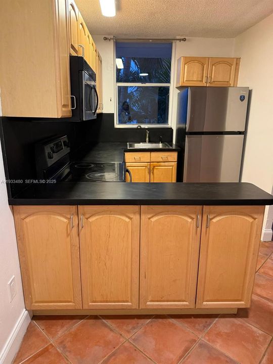 出租: $1,850 (1 贝兹, 1 浴室, 620 平方英尺)