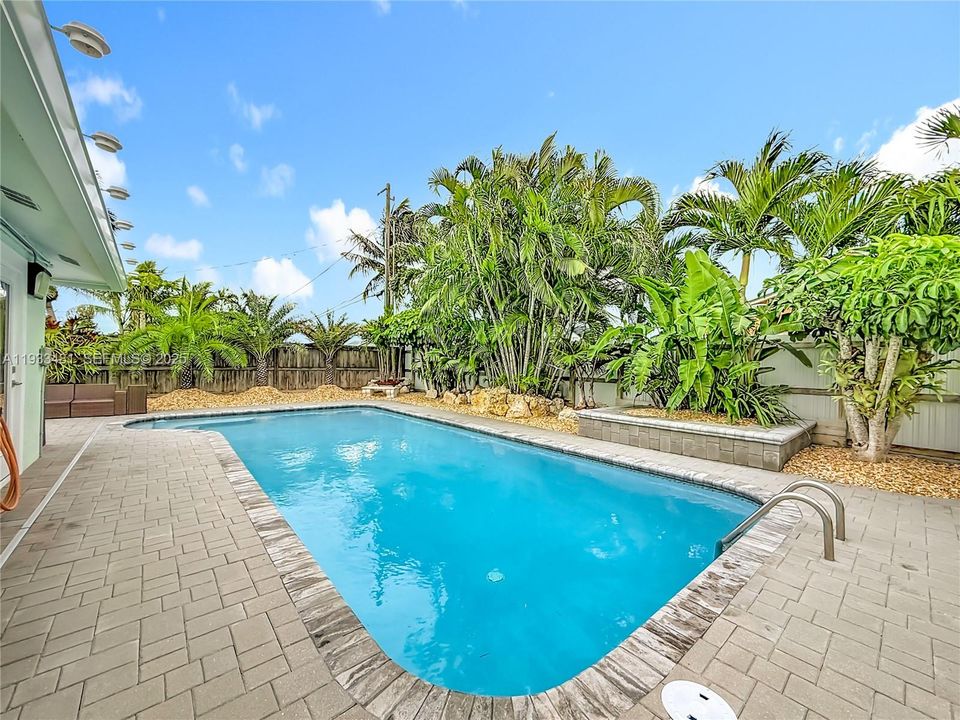 待售: $500,000 (3 贝兹, 2 浴室, 1406 平方英尺)