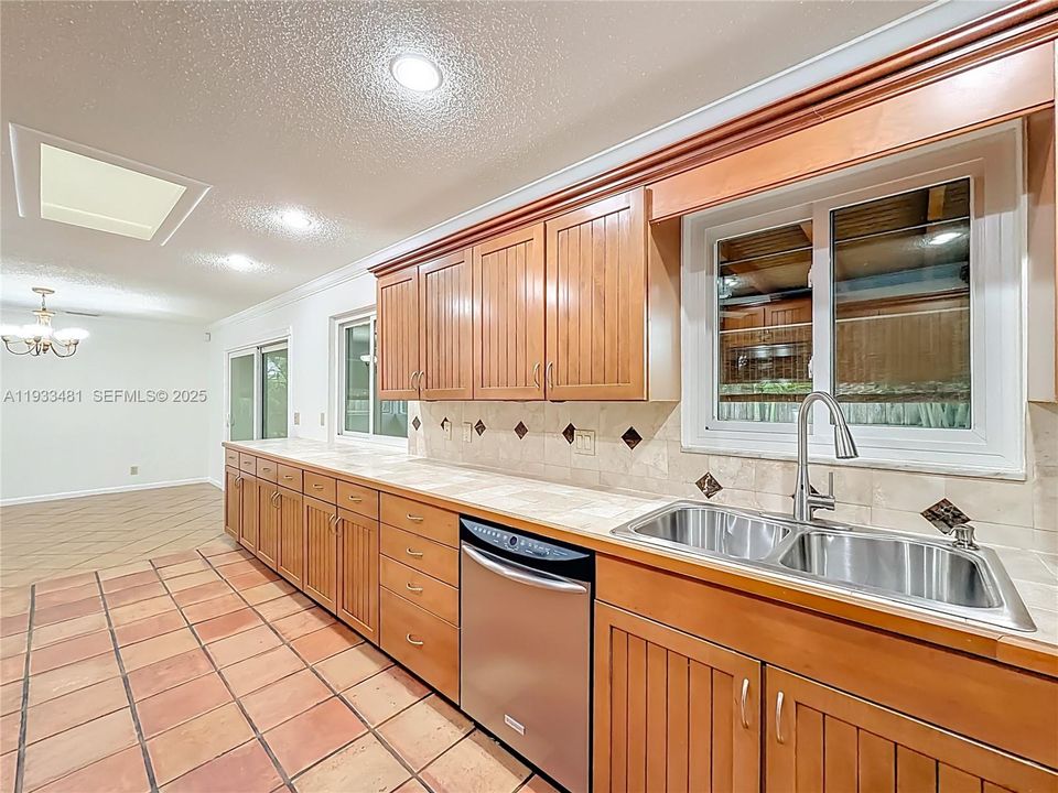 待售: $500,000 (3 贝兹, 2 浴室, 1406 平方英尺)