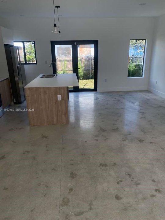 For Rent: $2,700 (2 beds, 2 baths, 0 Square Feet)