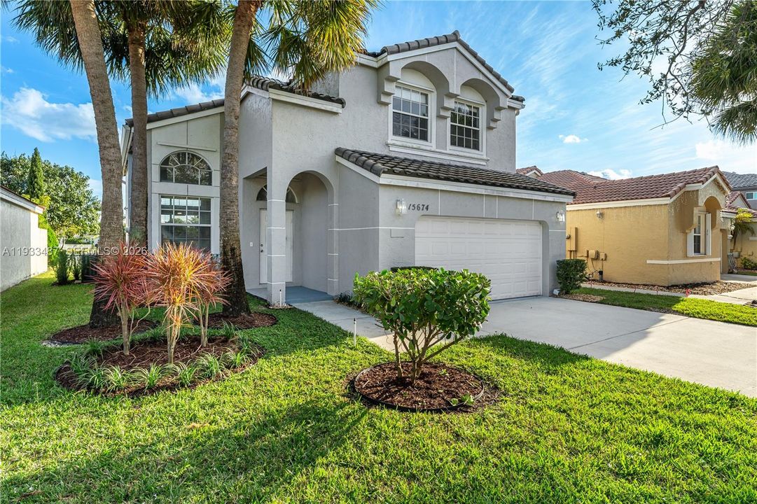 For Sale: $689,000 (3 beds, 2 baths, 2051 Square Feet)