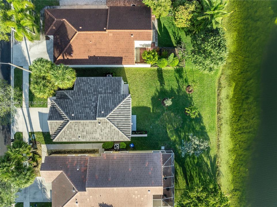 For Sale: $689,000 (3 beds, 2 baths, 2051 Square Feet)