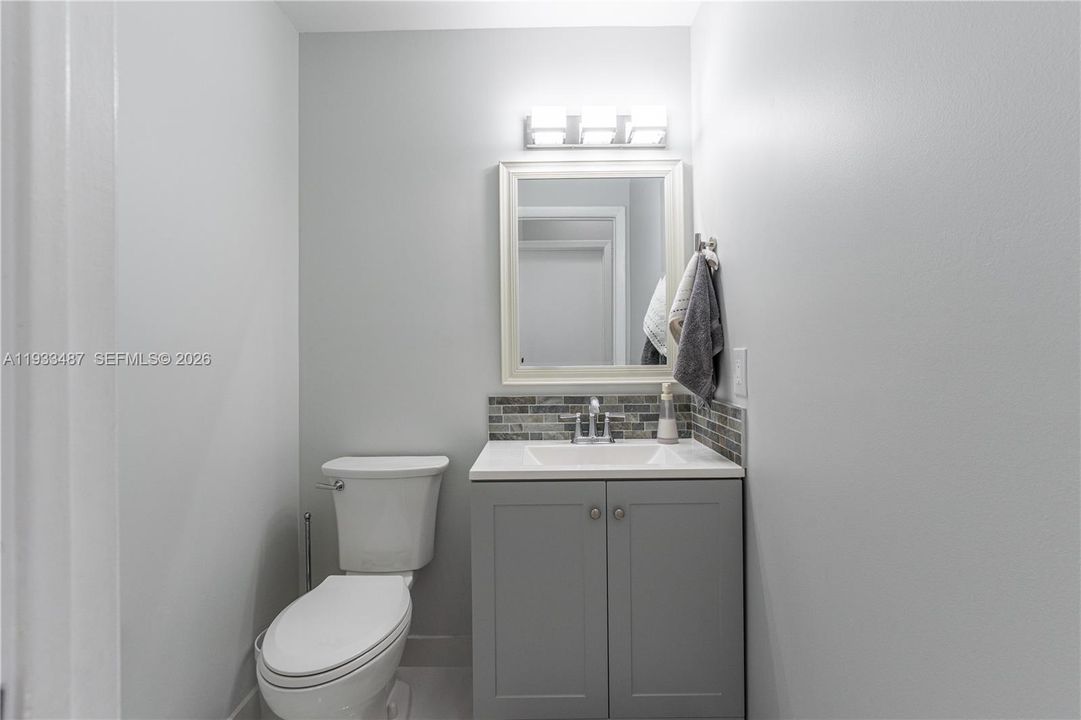 For Sale: $689,000 (3 beds, 2 baths, 2051 Square Feet)