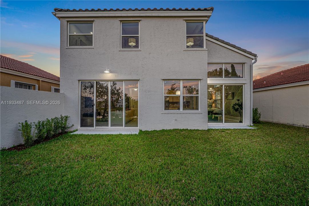 For Sale: $689,000 (3 beds, 2 baths, 2051 Square Feet)