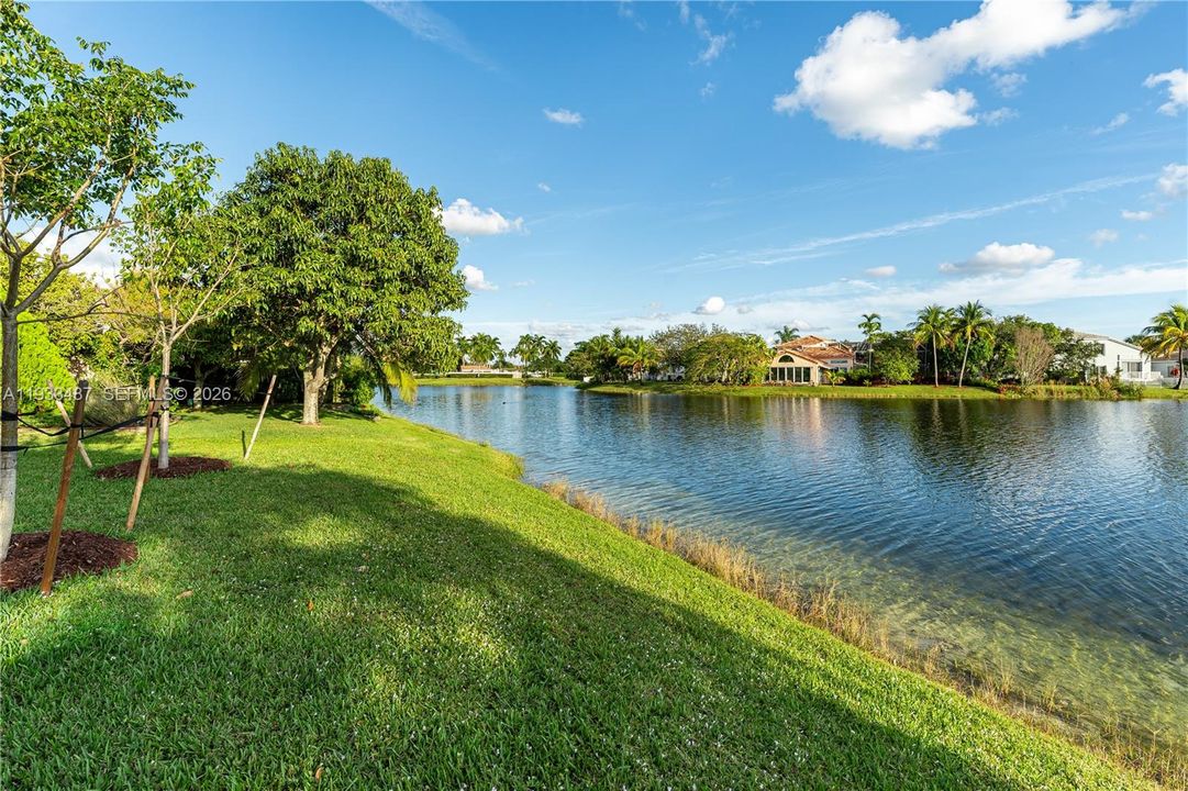For Sale: $689,000 (3 beds, 2 baths, 2051 Square Feet)